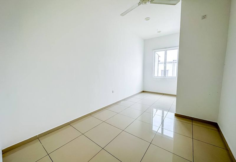 (GATED GUARDED) 2 Storey Taman Ara Sendayan, Bandar Sri Sendayan Seremban