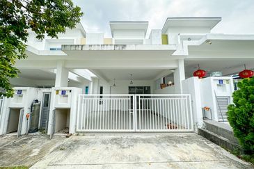 (GATED GUARDED) 2 Storey Taman Ara Sendayan, Bandar Sri Sendayan Seremban