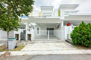 (GATED GUARDED) 2 Storey Taman Ara Sendayan, Bandar Sri Sendayan Seremban