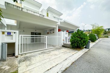 (GATED GUARDED) 2 Storey Taman Ara Sendayan, Bandar Sri Sendayan Seremban