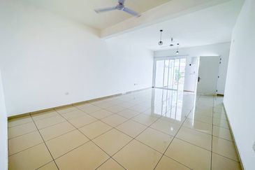 (GATED GUARDED) 2 Storey Taman Ara Sendayan, Bandar Sri Sendayan Seremban