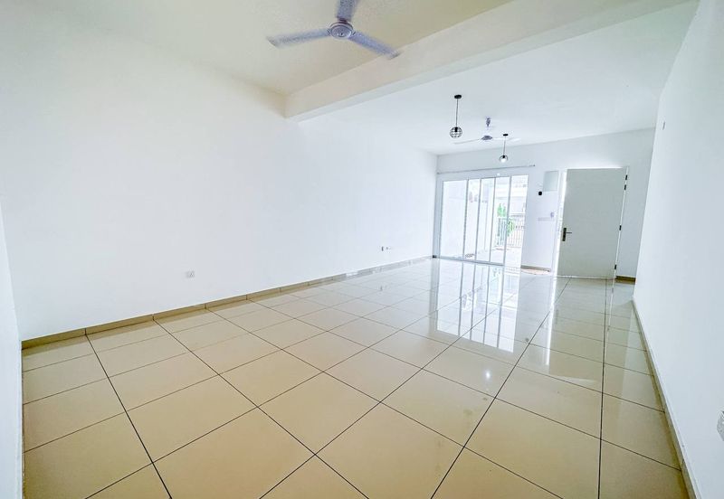 (GATED GUARDED) 2 Storey Taman Ara Sendayan, Bandar Sri Sendayan Seremban