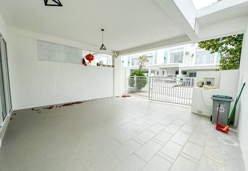 (GATED GUARDED) 2 Storey Taman Ara Sendayan, Bandar Sri Sendayan Seremban