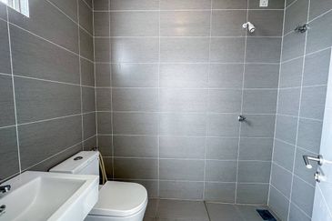 (GATED GUARDED) 2 Storey Taman Ara Sendayan, Bandar Sri Sendayan Seremban