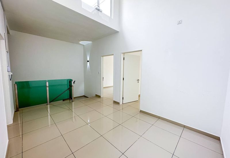 (GATED GUARDED) 2 Storey Taman Ara Sendayan, Bandar Sri Sendayan Seremban