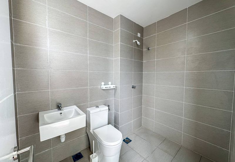 (GATED GUARDED) 2 Storey Taman Ara Sendayan, Bandar Sri Sendayan Seremban