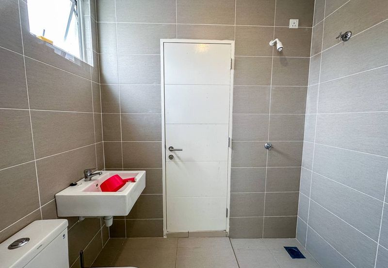 (GATED GUARDED) 2 Storey Taman Ara Sendayan, Bandar Sri Sendayan Seremban