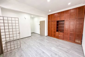 (RENOVATED)(EXTENDED) 2 Storey Taman Mulia Indah Bandar Tun Razak Kuala Lumpur