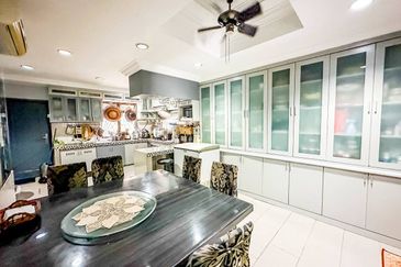 (EXTENDED) Fully Renovated 3 Storey Taman Kosas Ampang 