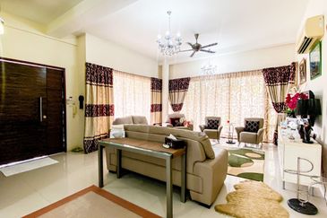 (GATED GUARDED) Bungalow Double Storey, Banyan Close, Bandar Bukit Mahkota Bangi