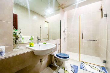 (GATED GUARDED) Bungalow Double Storey, Banyan Close, Bandar Bukit Mahkota Bangi