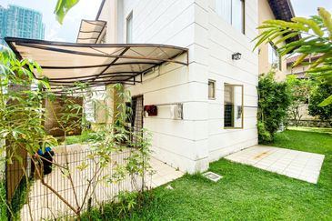 (GATED GUARDED) Bungalow Double Storey, Banyan Close, Bandar Bukit Mahkota Bangi