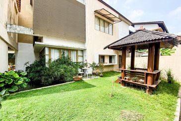 (GATED GUARDED) Bungalow Double Storey, Banyan Close, Bandar Bukit Mahkota Bangi