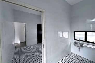 (BRAND NEW) 3 Storey Terrace House The Mulia Residences, Cyberjaya