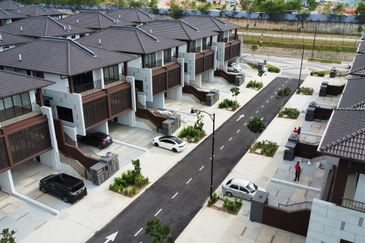 (BRAND NEW) 3 Storey Terrace House The Mulia Residences, Cyberjaya