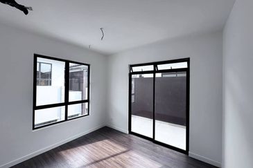 (BRAND NEW) 3 Storey Terrace House The Mulia Residences, Cyberjaya