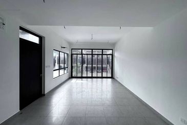 (BRAND NEW) 3 Storey Terrace House The Mulia Residences, Cyberjaya