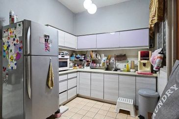 (FREEHOLD) Intermediate 2 Storey Terrace USJ 3D, Subang Jaya 