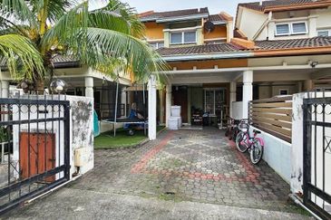 (FREEHOLD) Intermediate 2 Storey Terrace USJ 3D, Subang Jaya 