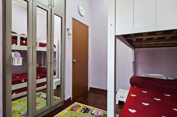 (FREEHOLD) Intermediate 2 Storey Terrace USJ 3D, Subang Jaya 