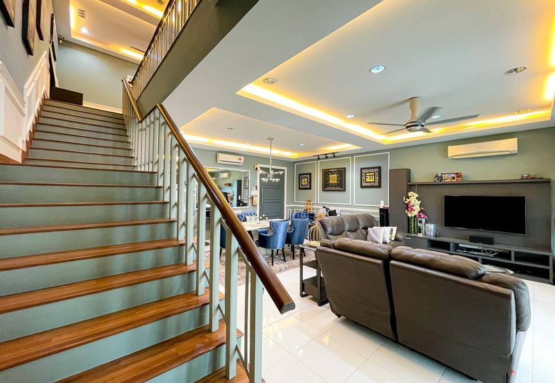 (FULLY RENOVATED) 2 Storey Superlink Laman Cempaka Suria, Kota Seriemas Nilai