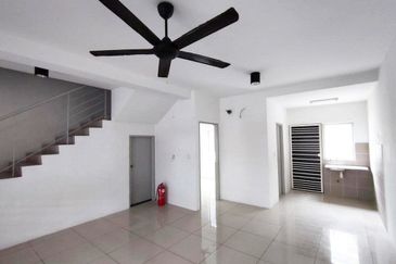 (GATED GUARDED) Intermediate 2 Storey Rentak Perdana LBS, Puncak Alam