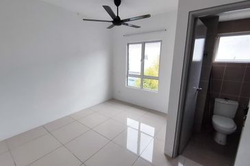 (GATED GUARDED) Intermediate 2 Storey Rentak Perdana LBS, Puncak Alam