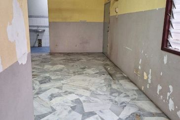 (LOW COST) Apartment Sri Anggerik, Bandar Puchong Jaya, Puchong