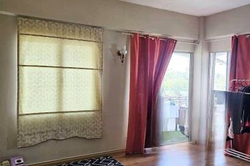 (RENOVATED) Sri Mahligai Condominium, Seksyen 9 Shah Alam