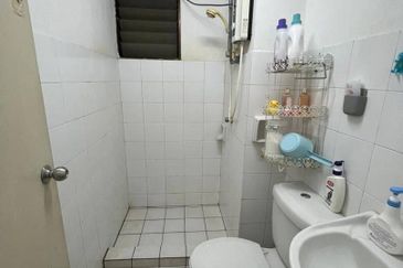 (FULLY FURNISHED) Vista Millennium Condominium Puchong Prima, Puchong 