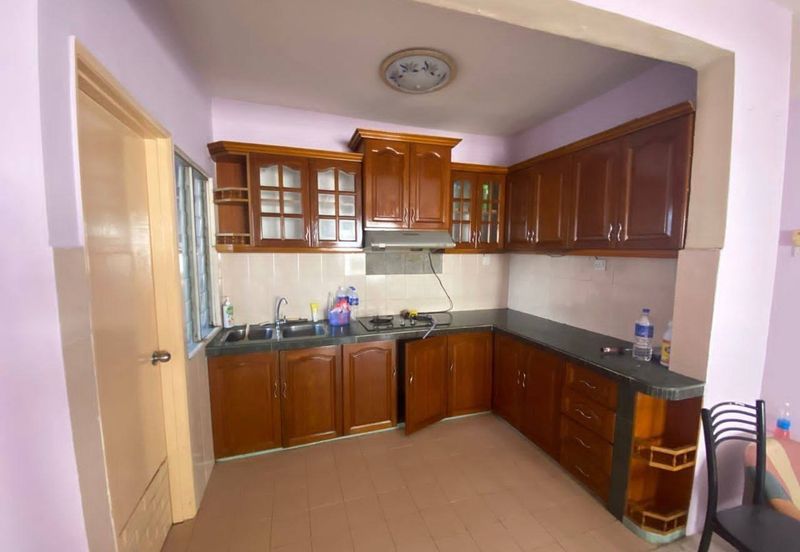 (WELL KEPT UNIT) Kasuarina Salju Apartment, Bandar Puncak Alam