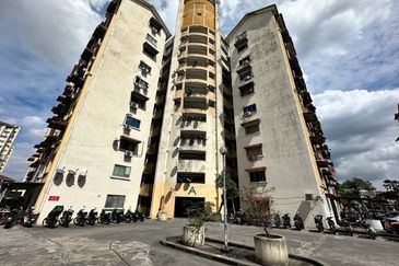 (GATED GUARDED)(FULLY RENOVATED️) Apartment Vista Lavender, Taman Kinrara Puchong