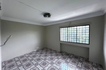 (GATED GUARDED)(FULLY RENOVATED️) Apartment Vista Lavender, Taman Kinrara Puchong