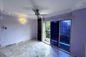 (GATED GUARDED)(FULLY RENOVATED️) Apartment Vista Lavender, Taman Kinrara Puchong