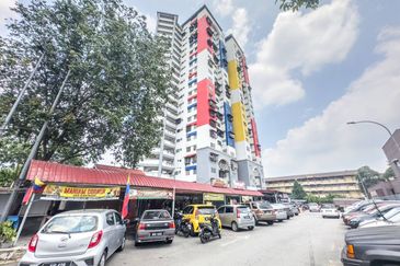 (LOW COST) PPR Gombak Setia Blok 43, Taman Melati Gombak 