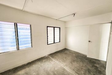 (LOW COST) PPR Gombak Setia Blok 43, Taman Melati Gombak 