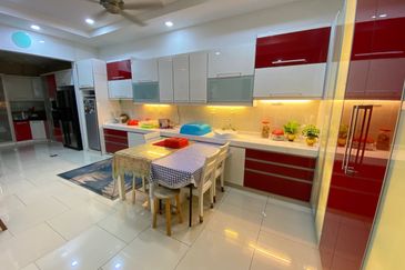 (GATED GUARDED) Fully Renovated 2 Storey Semi-D Tropika Kemensah, Ampang, Selangor