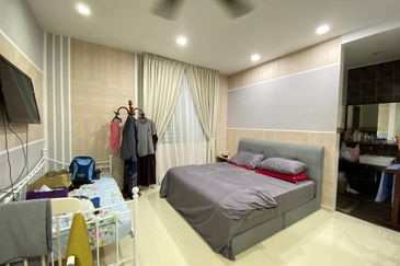 (GATED GUARDED) Fully Renovated 2 Storey Semi-D Tropika Kemensah, Ampang, Selangor