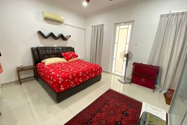 (GATED GUARDED) Fully Renovated 2 Storey Semi-D Tropika Kemensah, Ampang, Selangor