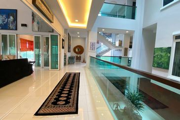 (GATED GUARDED) 3 Storey Bungalow, KGSAAS Shah Alam, Selangor