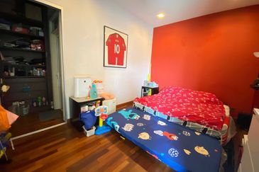 (GATED GUARDED) 3 Storey Bungalow, KGSAAS Shah Alam, Selangor