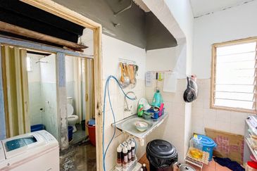 (FLEXIBLE DEPOSIT) Renovated Flat Taman Puncak Kinrara, Bandar Kinrara