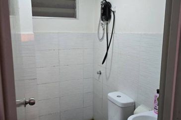 (FULLY FURNISHED) Sentrovue Block B Service Apartment, Puncak Alam