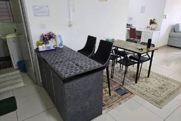 (FULLY FURNISHED) Sentrovue Block B Service Apartment, Puncak Alam