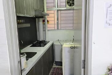 (FULLY FURNISHED) Sentrovue Block B Service Apartment, Puncak Alam