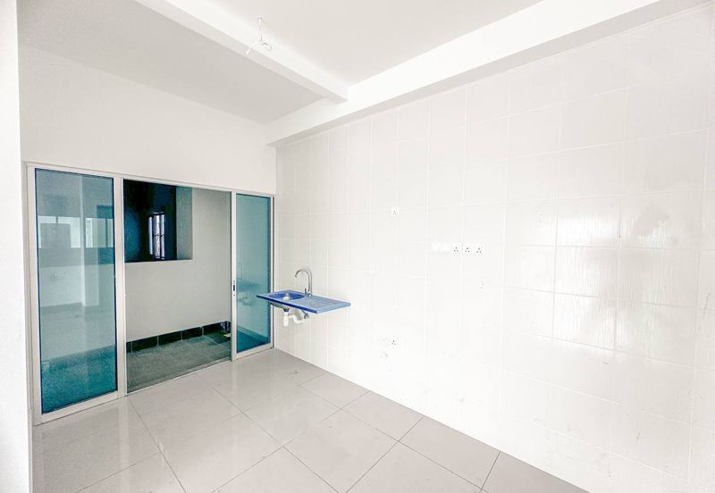 (PRIME LOCATION)(CORNER UNIT) Razak City Residences, Sungai Besi KL (RC Residence)