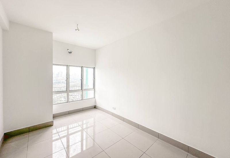 (PRIME LOCATION)(CORNER UNIT) Razak City Residences, Sungai Besi KL (RC Residence)