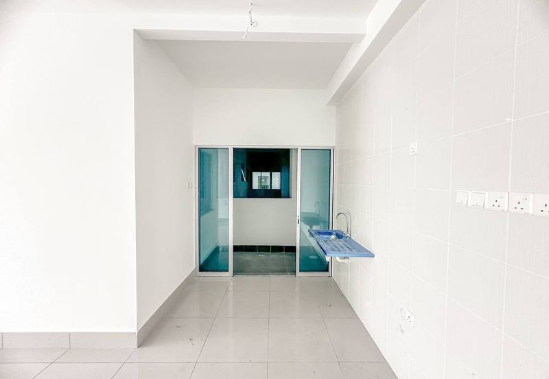 (PRIME LOCATION)(CORNER UNIT) Razak City Residences, Sungai Besi KL (RC Residence)