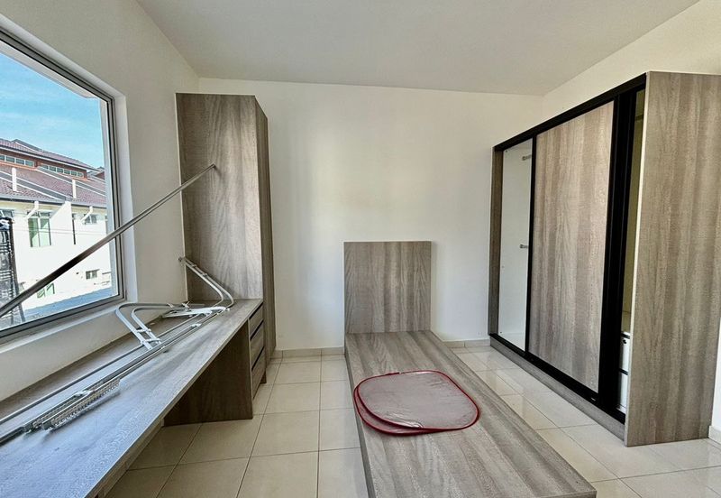 (GATED & GUARDED) End Lot Double Storey Residensi Mamanda, Jalan Kebun Baru