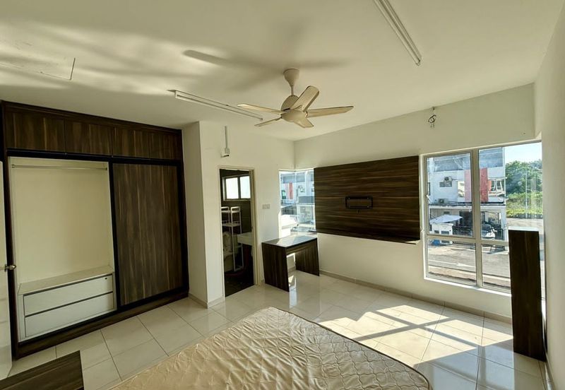 (GATED & GUARDED) End Lot Double Storey Residensi Mamanda, Jalan Kebun Baru